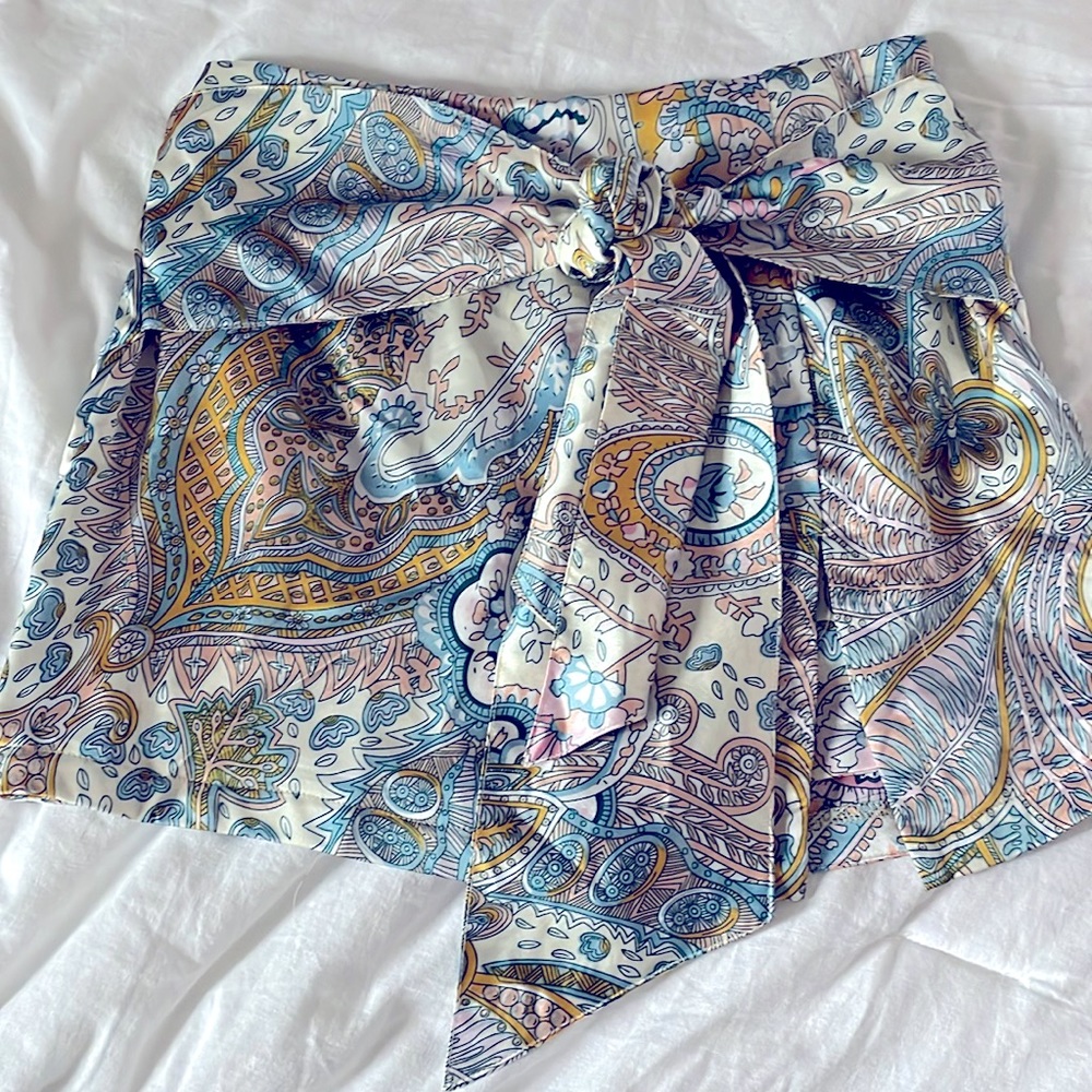 Lena Silk Paisley SKORT💕
